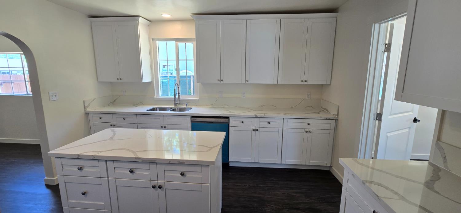 Detail Gallery Image 19 of 59 For 3129 Judah St, Sacramento,  CA 95815 - 2 Beds | 2 Baths