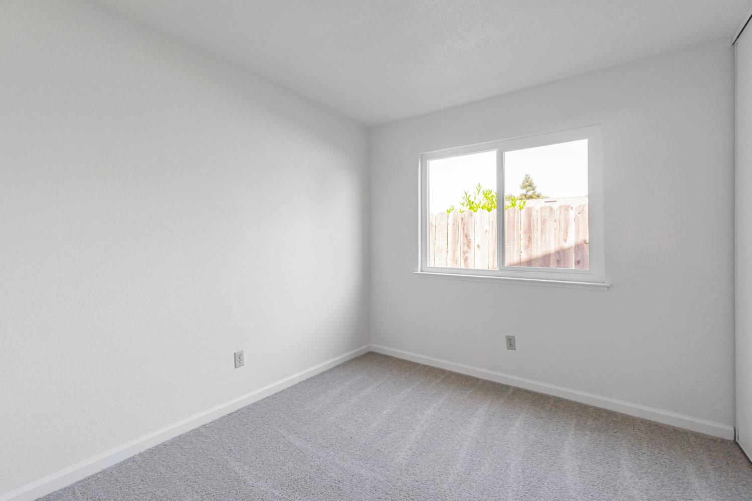 Detail Gallery Image 39 of 52 For 4046 S Royal Links Cir, Antioch,  CA 94509 - 4 Beds | 2 Baths