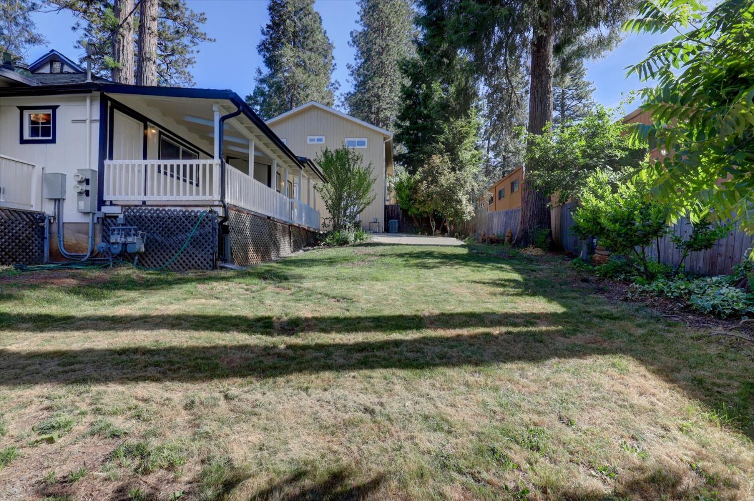 Detail Gallery Image 30 of 62 For 347 E Maryland Dr, Grass Valley,  CA 95945 - 2 Beds | 2 Baths