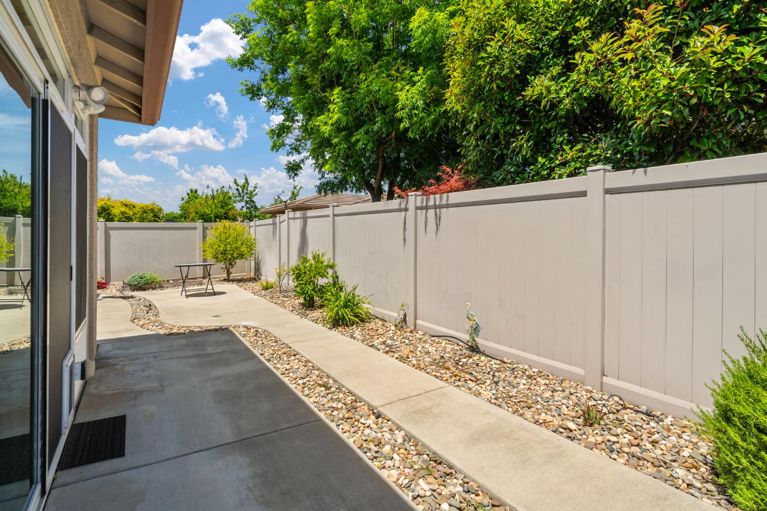 Detail Gallery Image 31 of 59 For 1587 Maple Valley St, Manteca,  CA 95336 - 2 Beds | 2 Baths