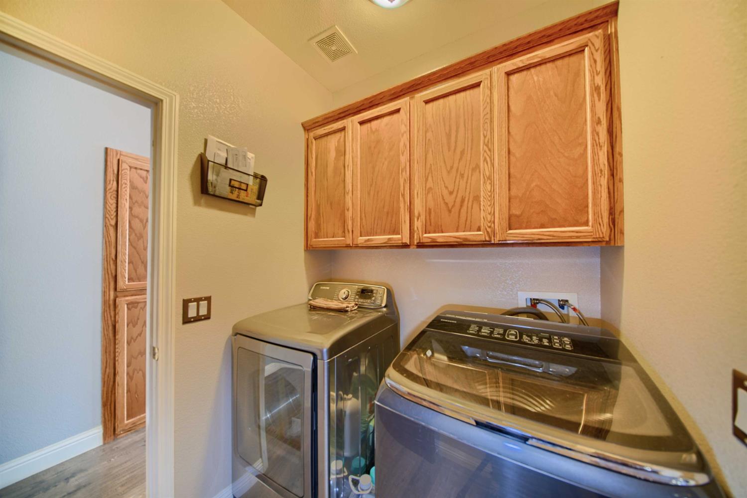 Detail Gallery Image 41 of 98 For 2994 La Vina Cir, Los Banos,  CA 93635 - 3 Beds | 2 Baths