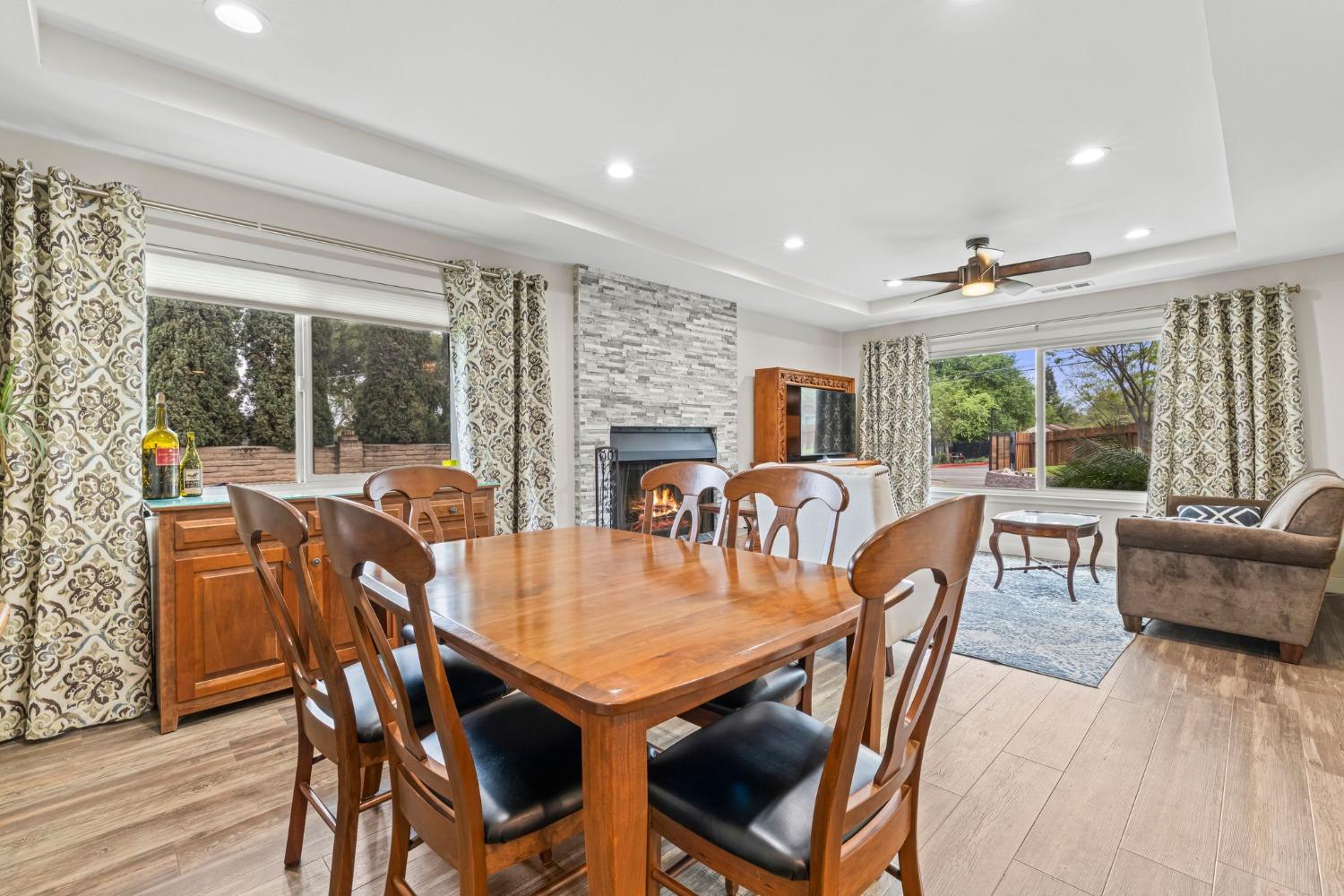 Detail Gallery Image 7 of 45 For 6516 Main Ave, Orangevale,  CA 95662 - 4 Beds | 2 Baths