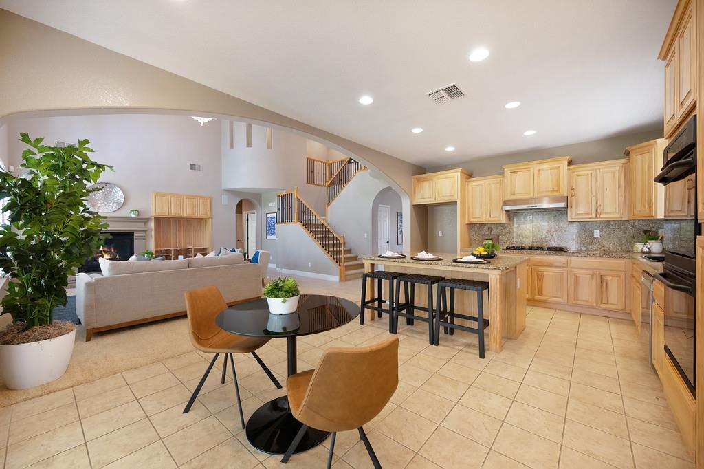 Detail Gallery Image 40 of 78 For 10317 Hite Cir, Elk Grove,  CA 95757 - 5 Beds | 3 Baths