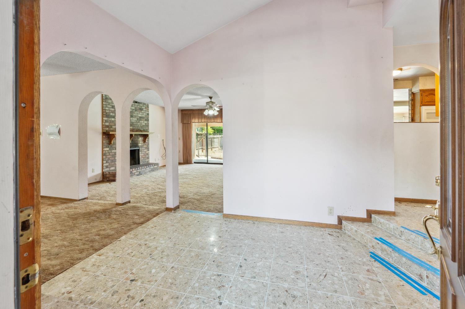 Detail Gallery Image 13 of 91 For 8518 Rolling Green Way, Fair Oaks,  CA 95628 - 4 Beds | 2/2 Baths