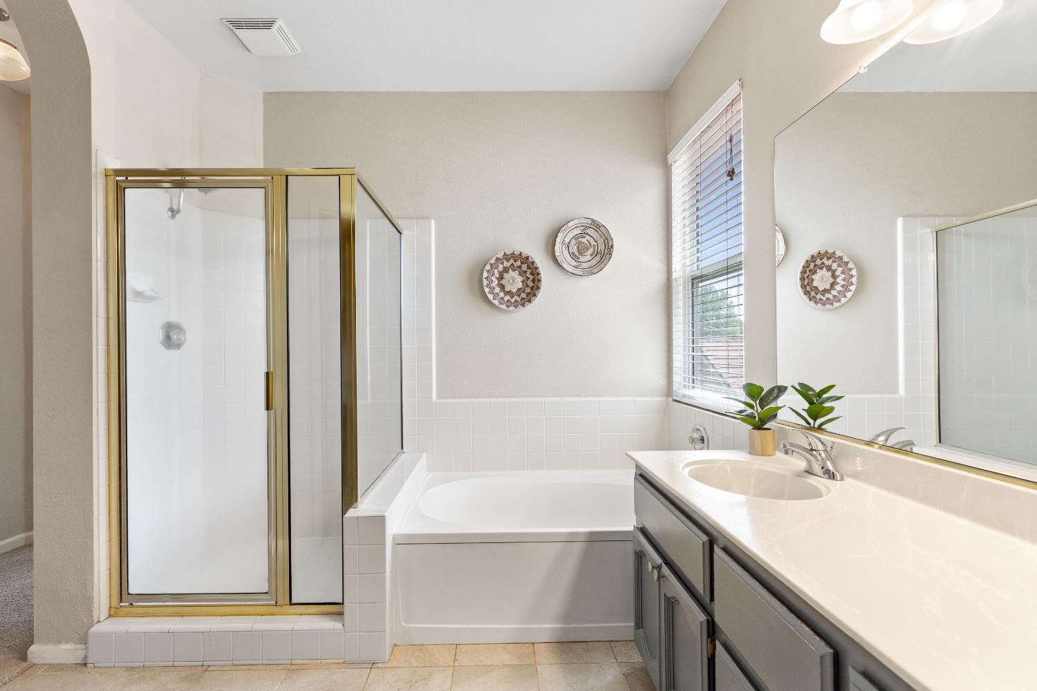 Detail Gallery Image 21 of 37 For 3010 Acton Way, Roseville,  CA 95747 - 4 Beds | 3 Baths