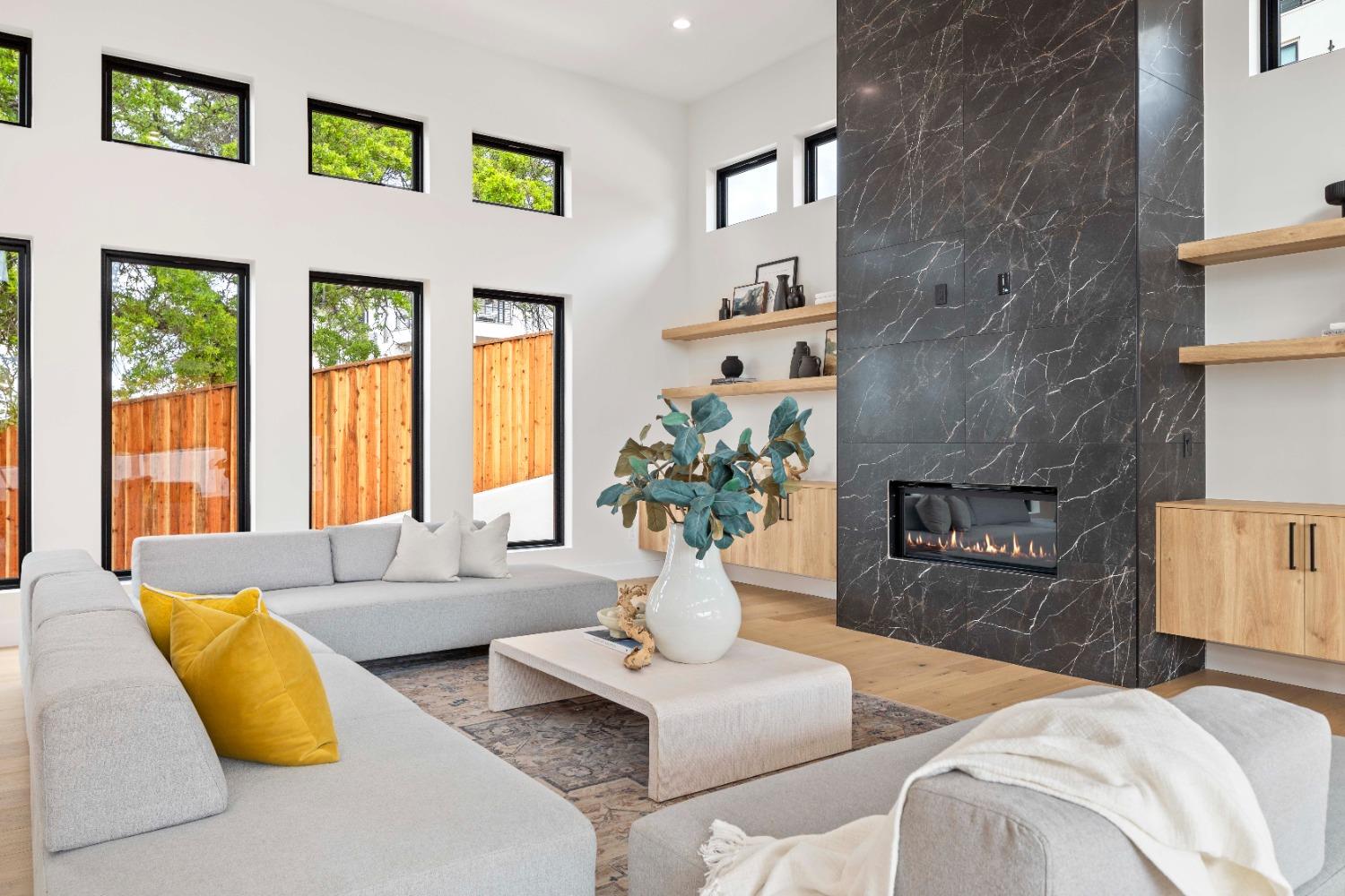 Detail Gallery Image 11 of 47 For 714 Sundahl Dr, Folsom,  CA 95630 - 5 Beds | 3/1 Baths