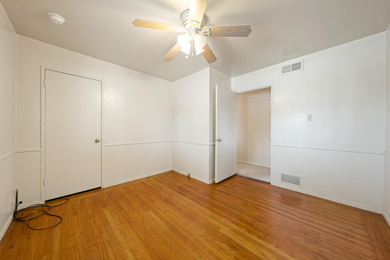 Detail Gallery Image 16 of 32 For 1812 Vesta Way, Sacramento,  CA 95864 - 3 Beds | 2 Baths
