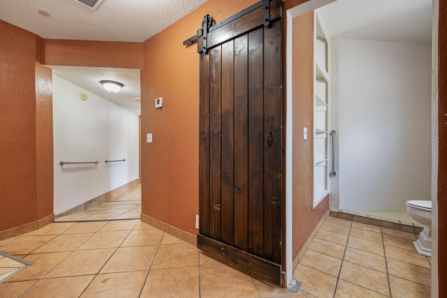 Detail Gallery Image 32 of 42 For 501 N Thor St, Turlock,  CA 95380 - 5 Beds | 2 Baths