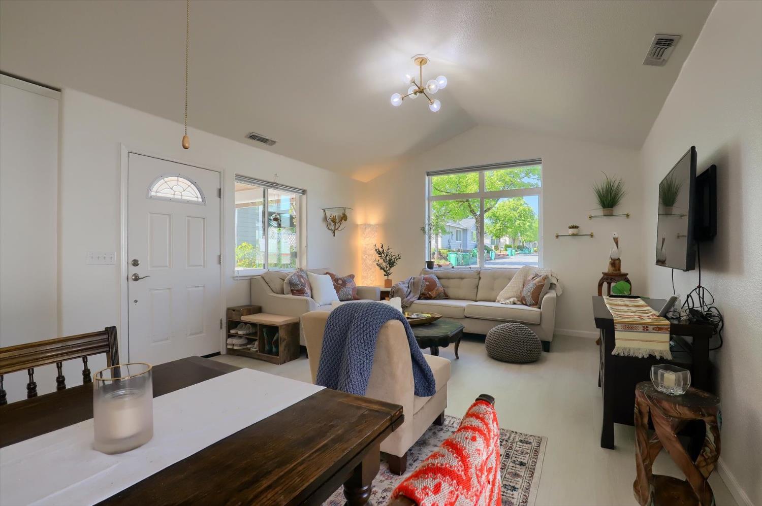 Detail Gallery Image 12 of 95 For 127 Highlands Ct, Grass Valley,  CA 95945 - 2 Beds | 2 Baths