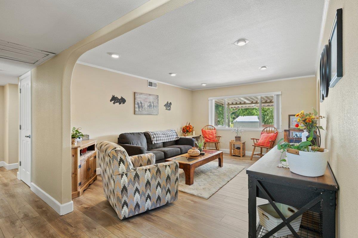 Detail Gallery Image 35 of 56 For 4325 Dias Ln, Loomis,  CA 95650 - 3 Beds | 2 Baths