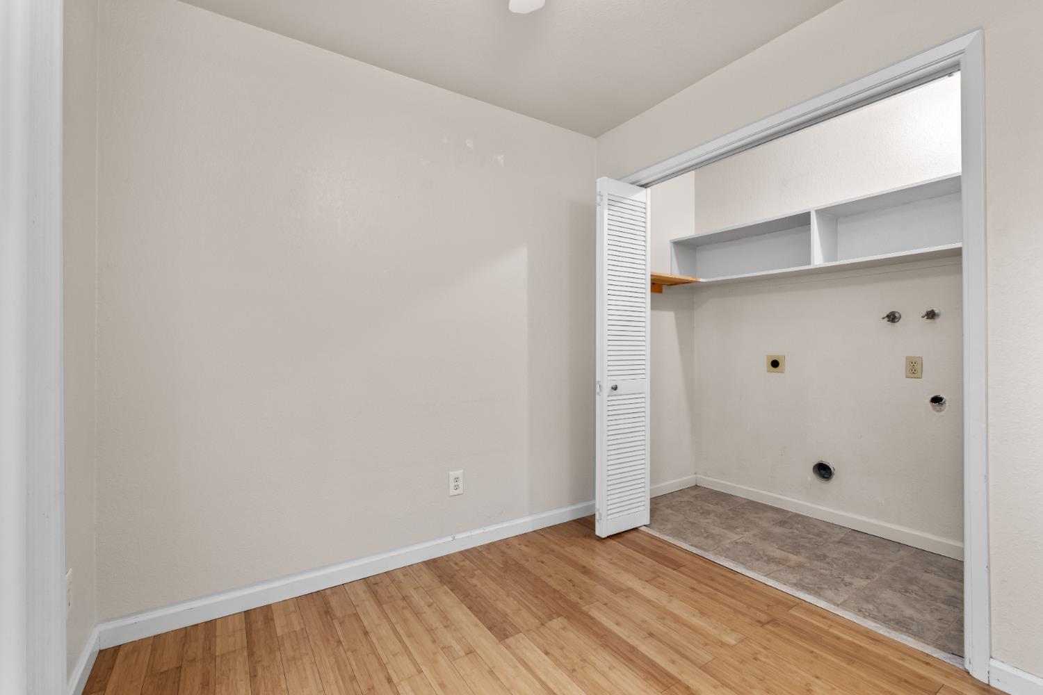Detail Gallery Image 12 of 36 For 9145 Newhall Dr #57,  Sacramento,  CA 95826 - 2 Beds | 1/1 Baths