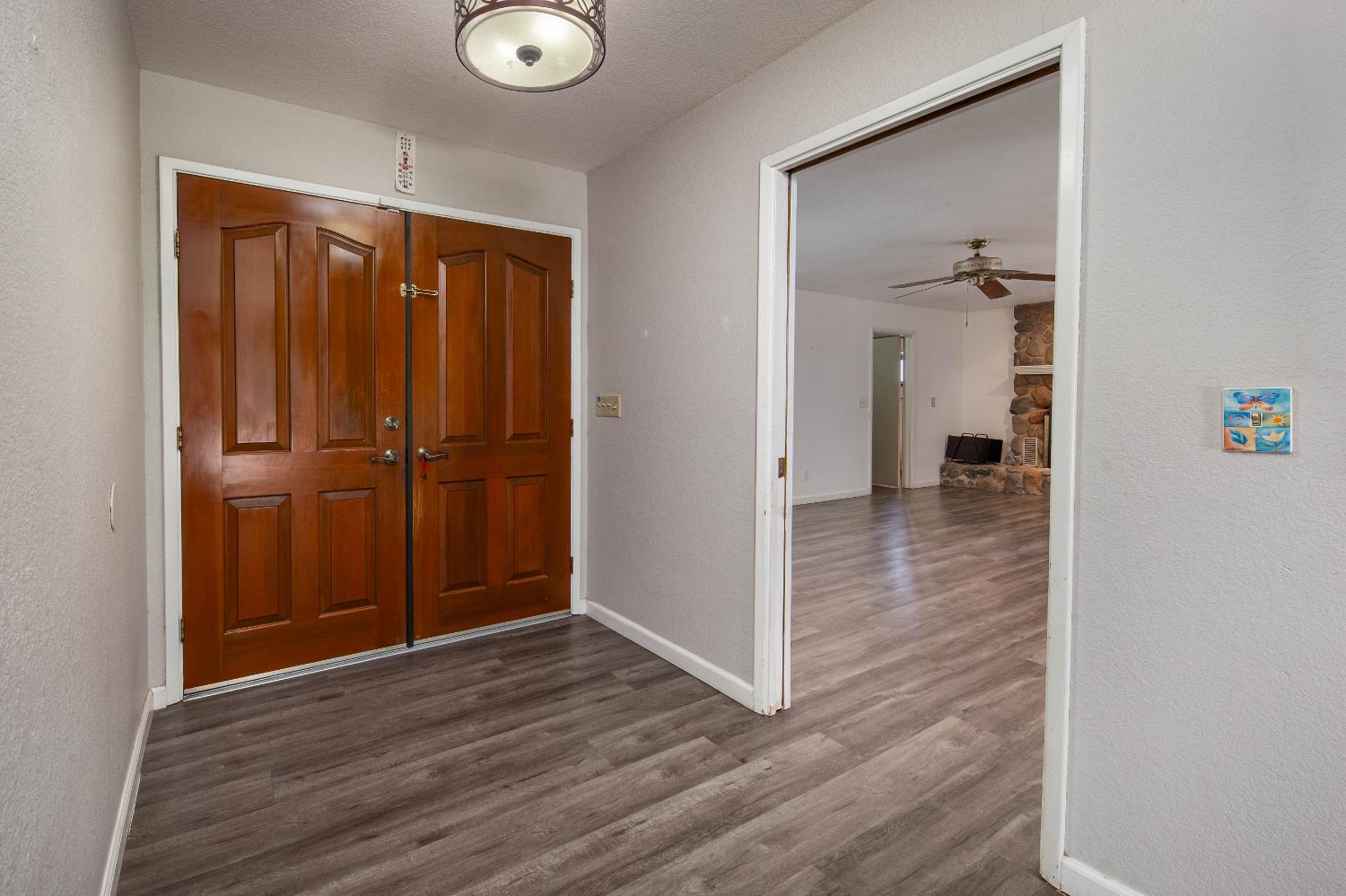 Detail Gallery Image 12 of 56 For 9412 Bonanza Dr, Stockton,  CA 95209 - 3 Beds | 2/1 Baths