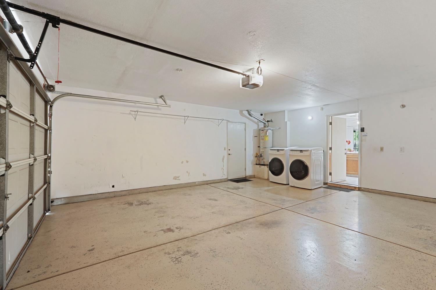 Detail Gallery Image 31 of 47 For 5329 Barbados Cir, Stockton,  CA 95210 - 3 Beds | 2/1 Baths