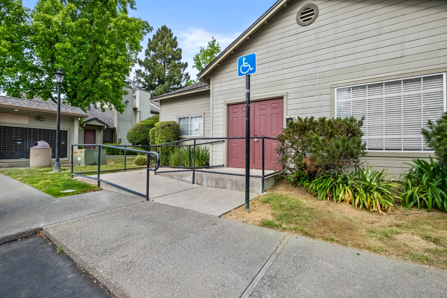 Detail Gallery Image 31 of 36 For 9145 Newhall Dr #57,  Sacramento,  CA 95826 - 2 Beds | 1/1 Baths