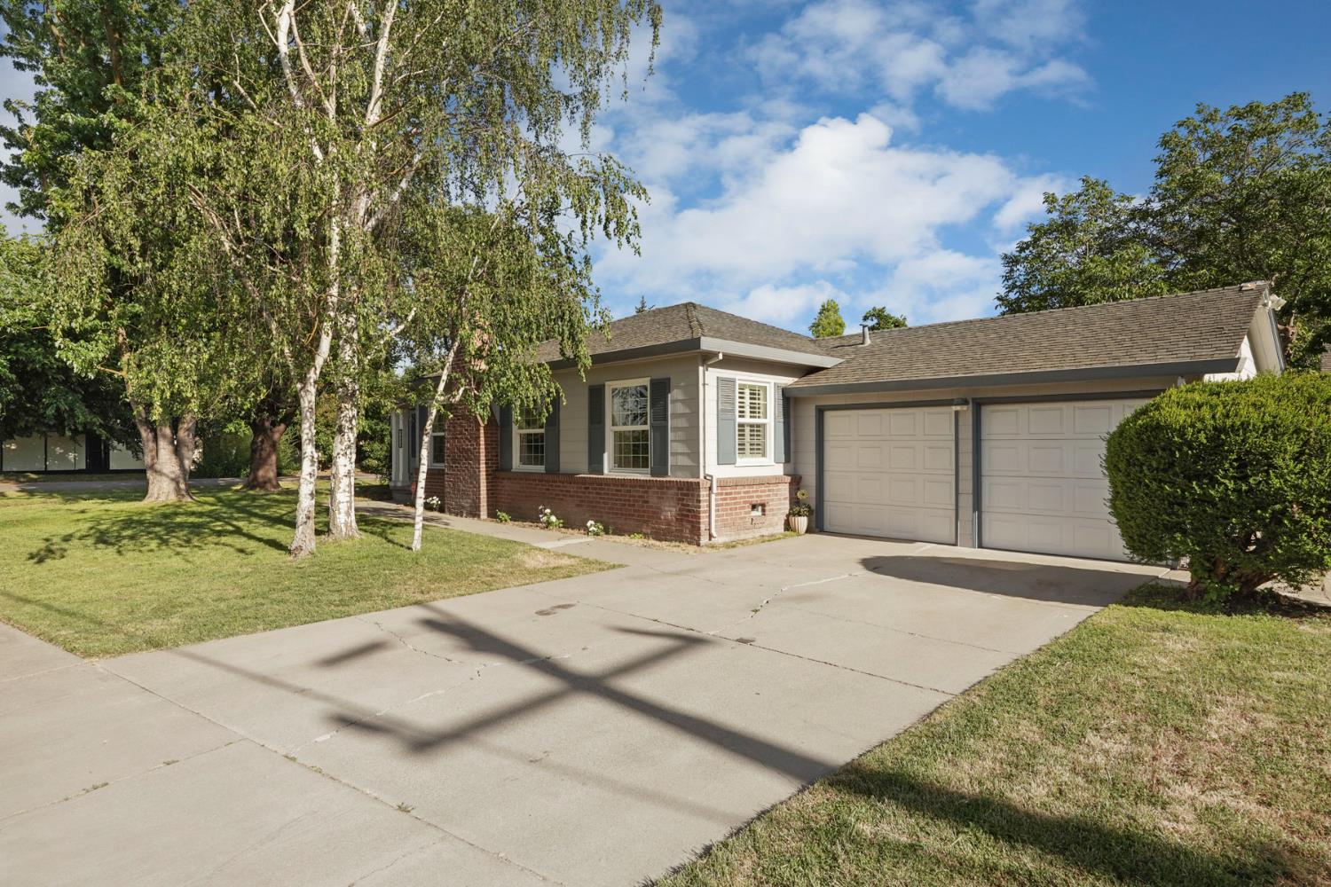 Detail Gallery Image 6 of 47 For 1308 Rivara Rd, Stockton,  CA 95207 - 4 Beds | 2 Baths