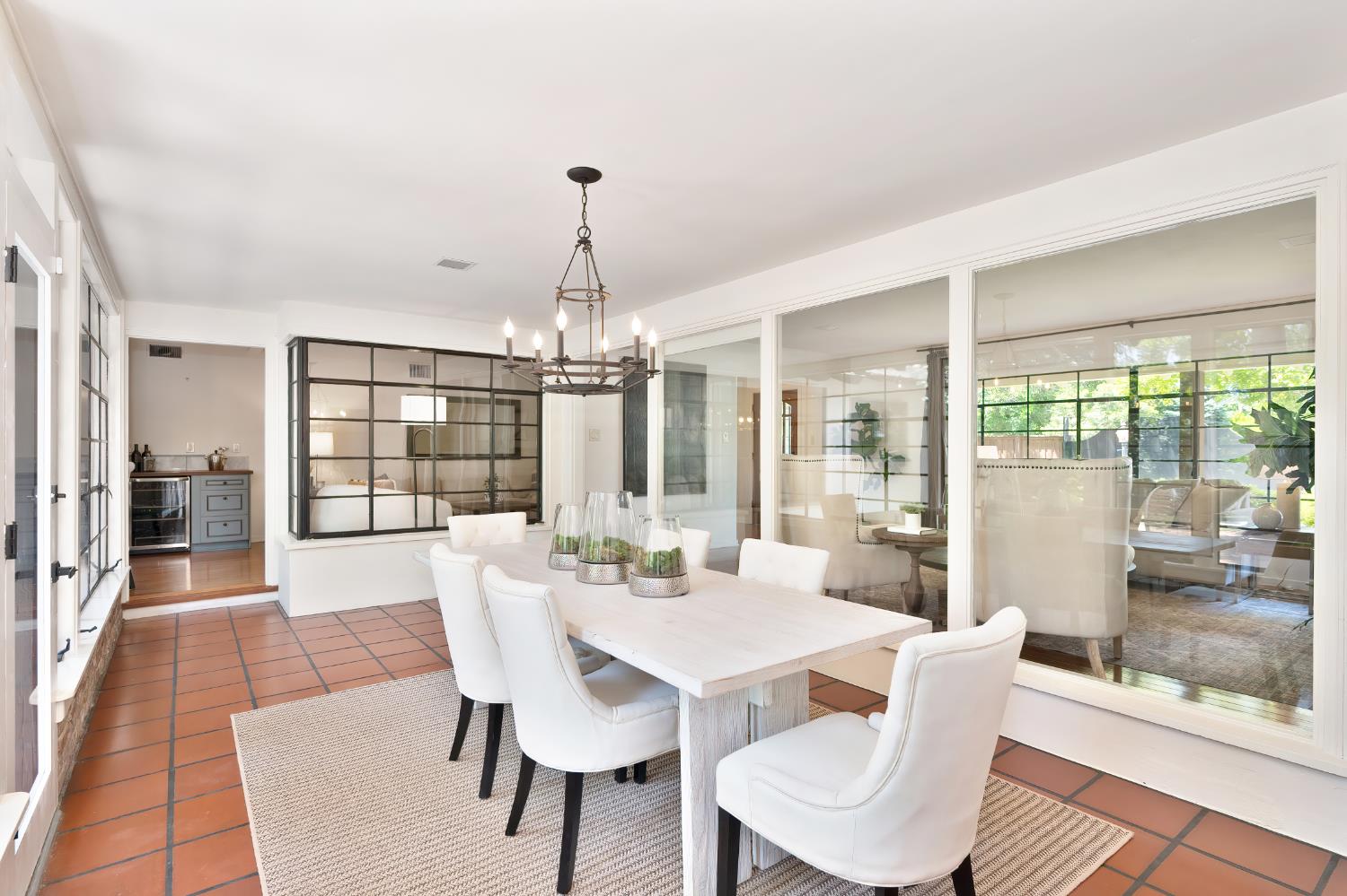 Detail Gallery Image 21 of 64 For 5428 Fair Oaks Blvd, Carmichael,  CA 95608 - 4 Beds | 2 Baths