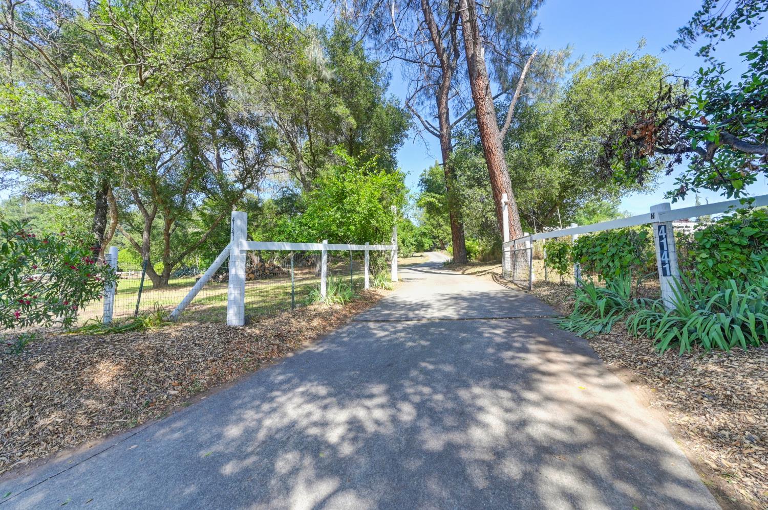 Detail Gallery Image 3 of 97 For 4141 Prospector Rd, Loomis,  CA 95650 - 4 Beds | 2 Baths