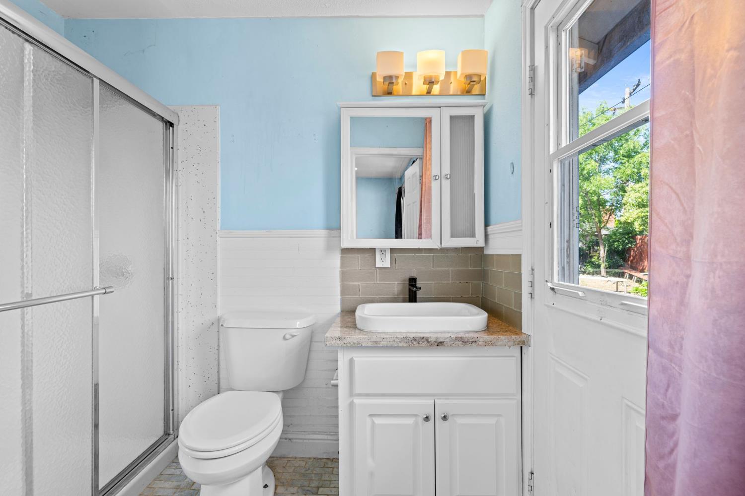Detail Gallery Image 18 of 28 For 10529 Malaga Way, Rancho Cordova,  CA 95670 - 3 Beds | 2 Baths