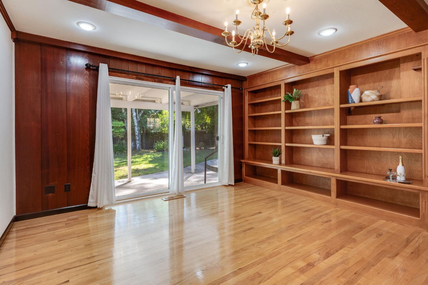 Detail Gallery Image 14 of 43 For 4138 Yacht Harbor Dr, Stockton,  CA 95204 - 3 Beds | 2 Baths