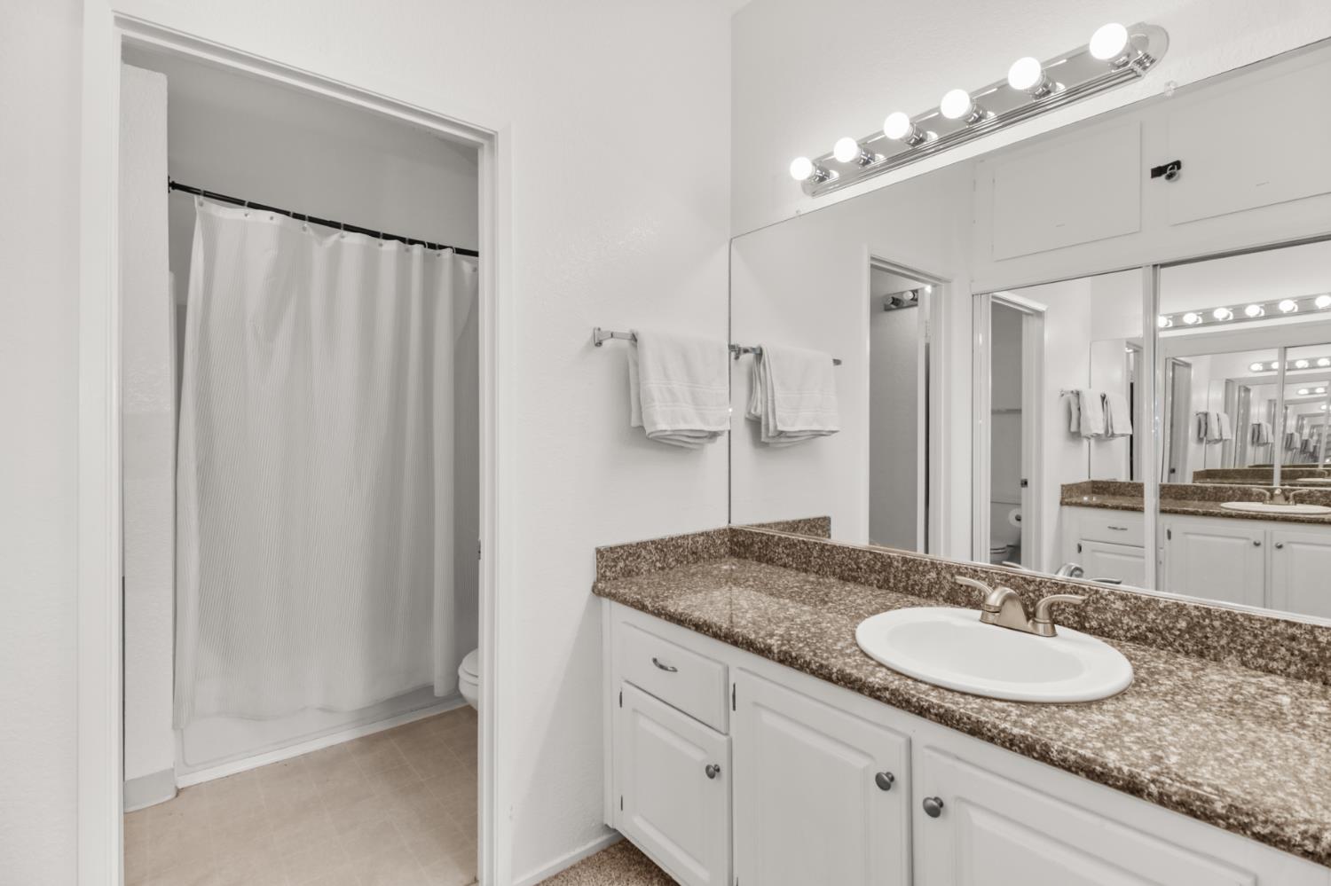 Photo #11: 225064167 Listing: Photo #11