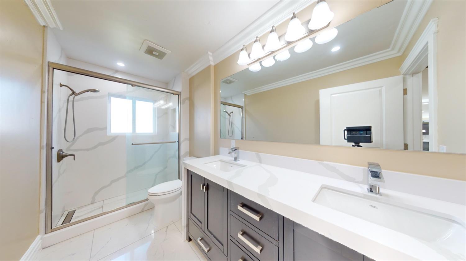 Detail Gallery Image 32 of 146 For 6237 Yosemite Blvd, Modesto,  CA 95357 - 3 Beds | 2 Baths