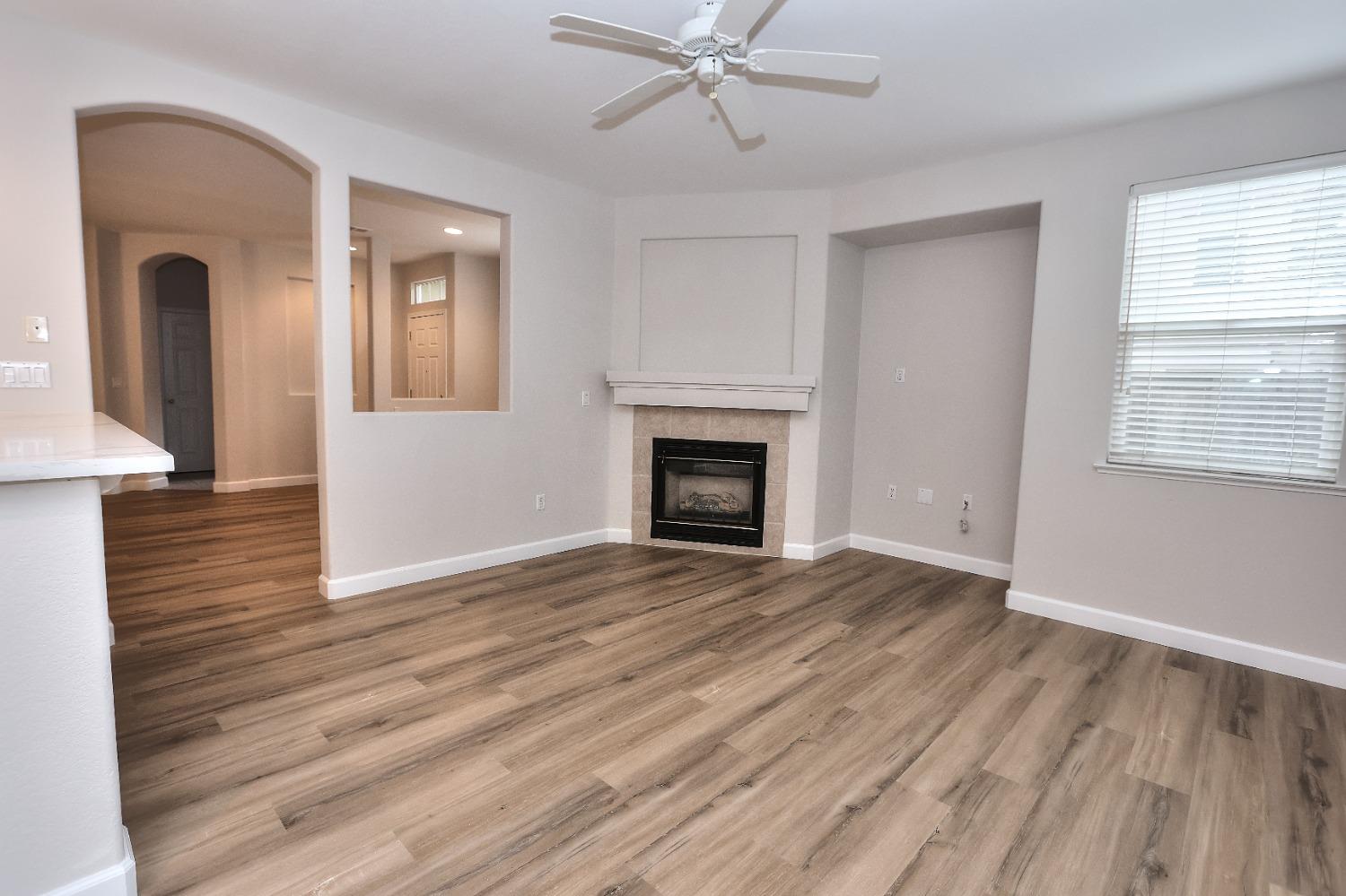 Photo #25: 225063611 Listing: Photo #25