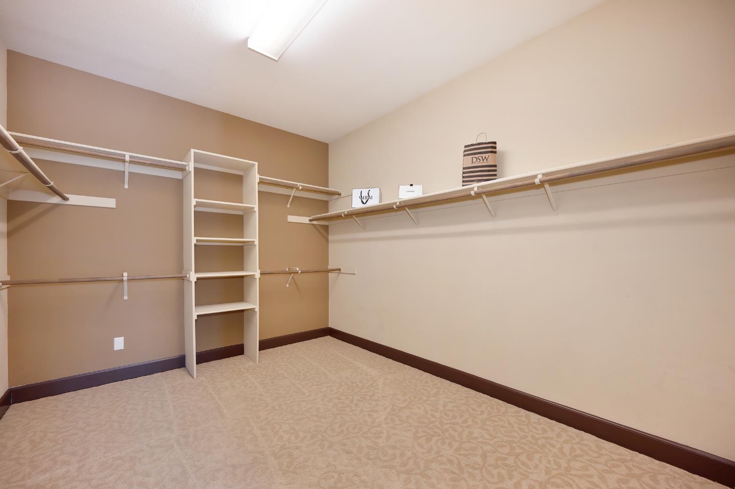 Detail Gallery Image 45 of 88 For 620 Castle Oaks Dr, Ione,  CA 95640 - 4 Beds | 2/1 Baths