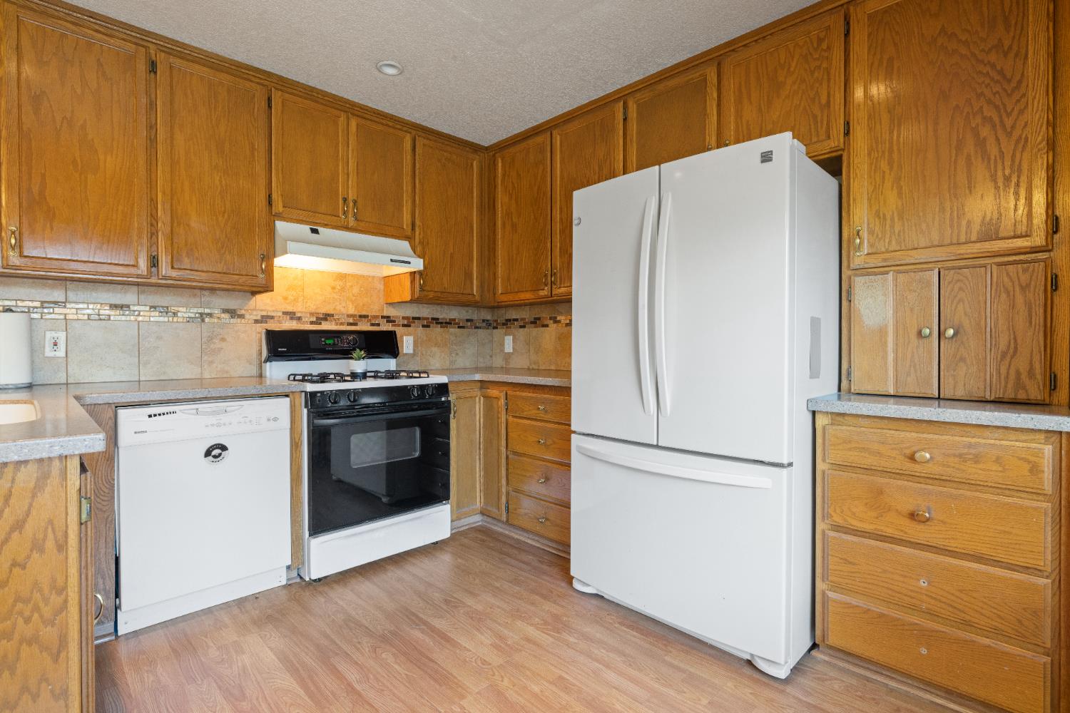Detail Gallery Image 13 of 34 For 2613 Pescadero Pl, Modesto,  CA 95355 - 3 Beds | 2 Baths