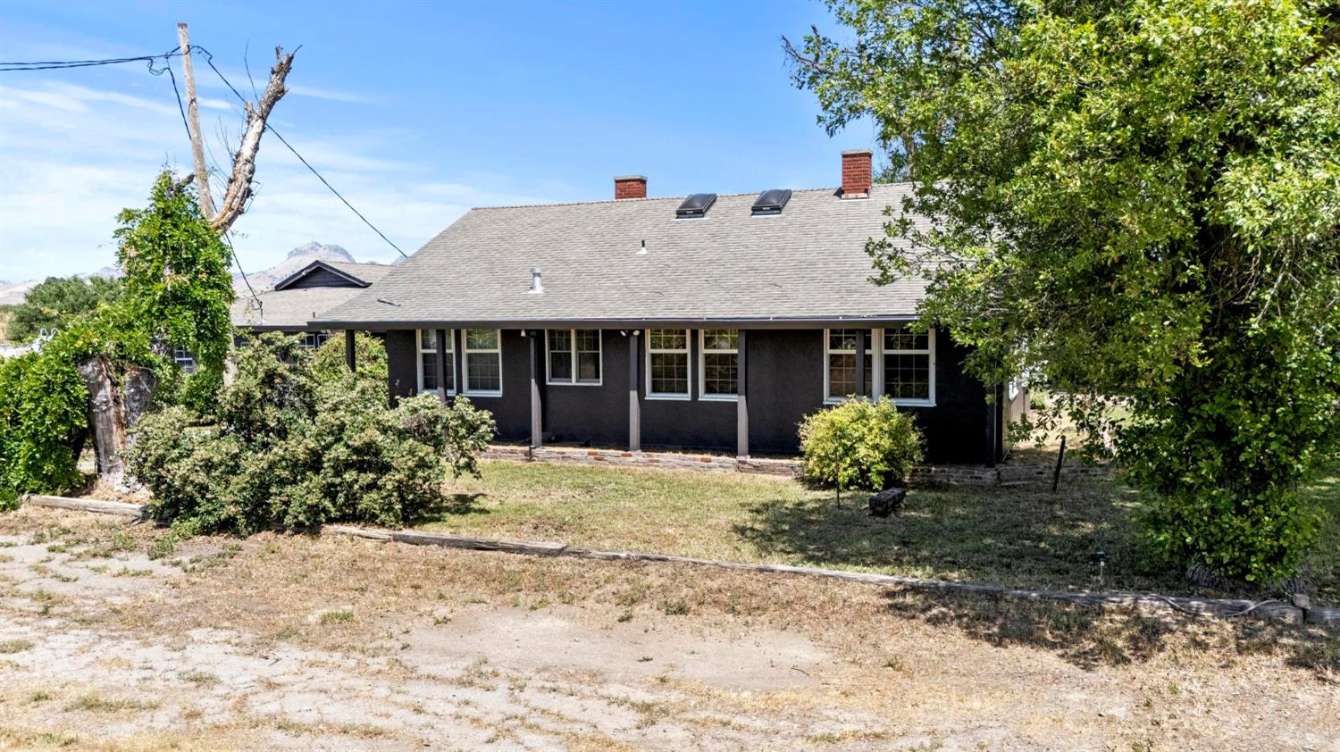 Detail Gallery Image 5 of 33 For 1244 Acacia Ave, Sutter,  CA 95982 - 3 Beds | 2 Baths