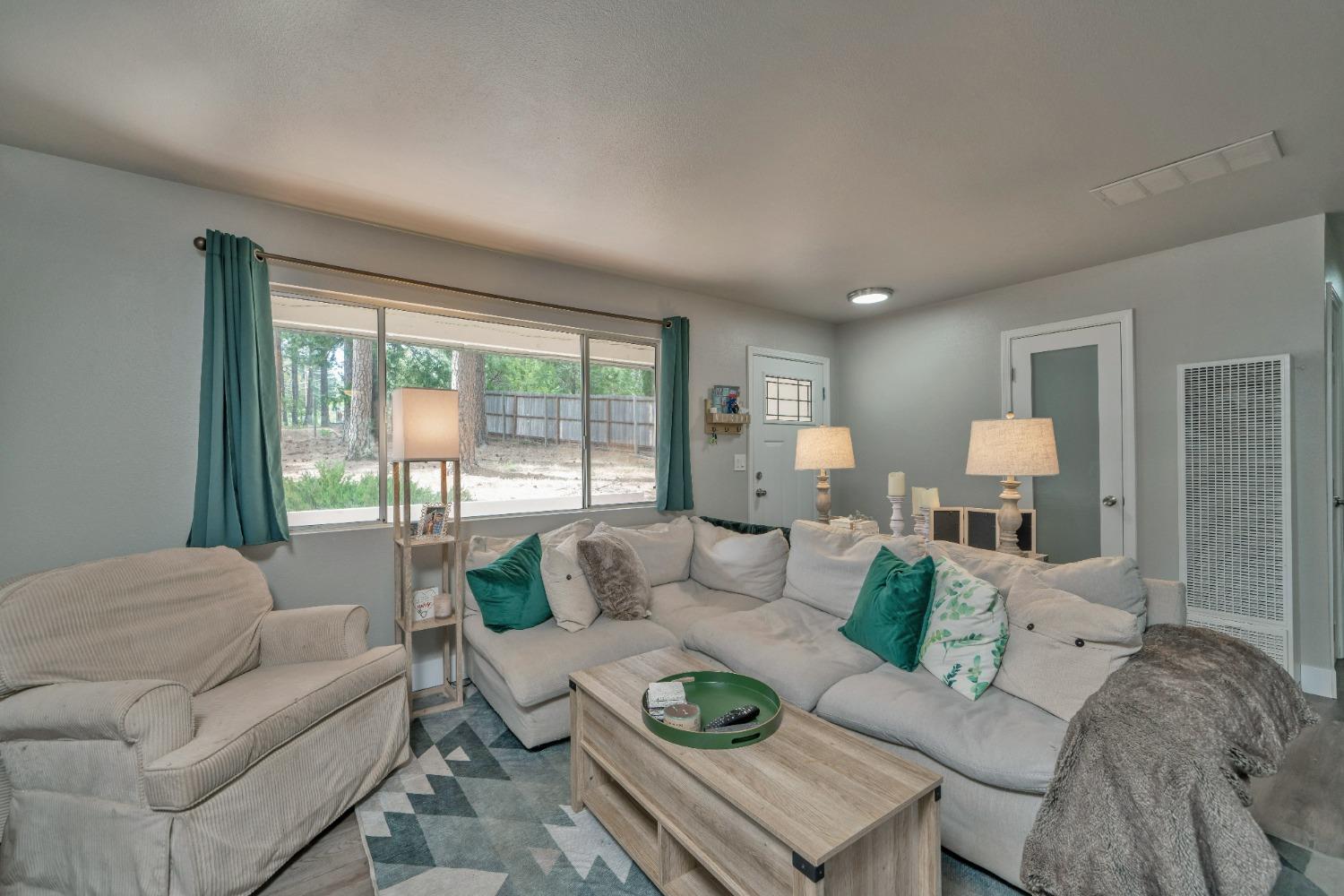 Detail Gallery Image 29 of 34 For 5781 Sly Park Rd, Pollock Pines,  CA 95726 - 2 Beds | 2 Baths