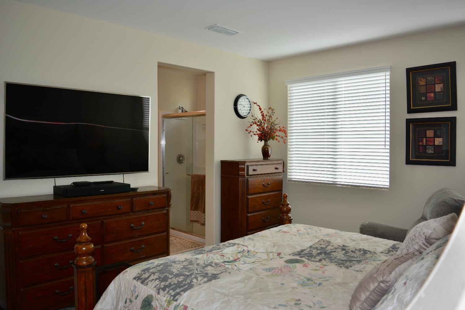 Photo #14: 225064211 Listing: Photo #14