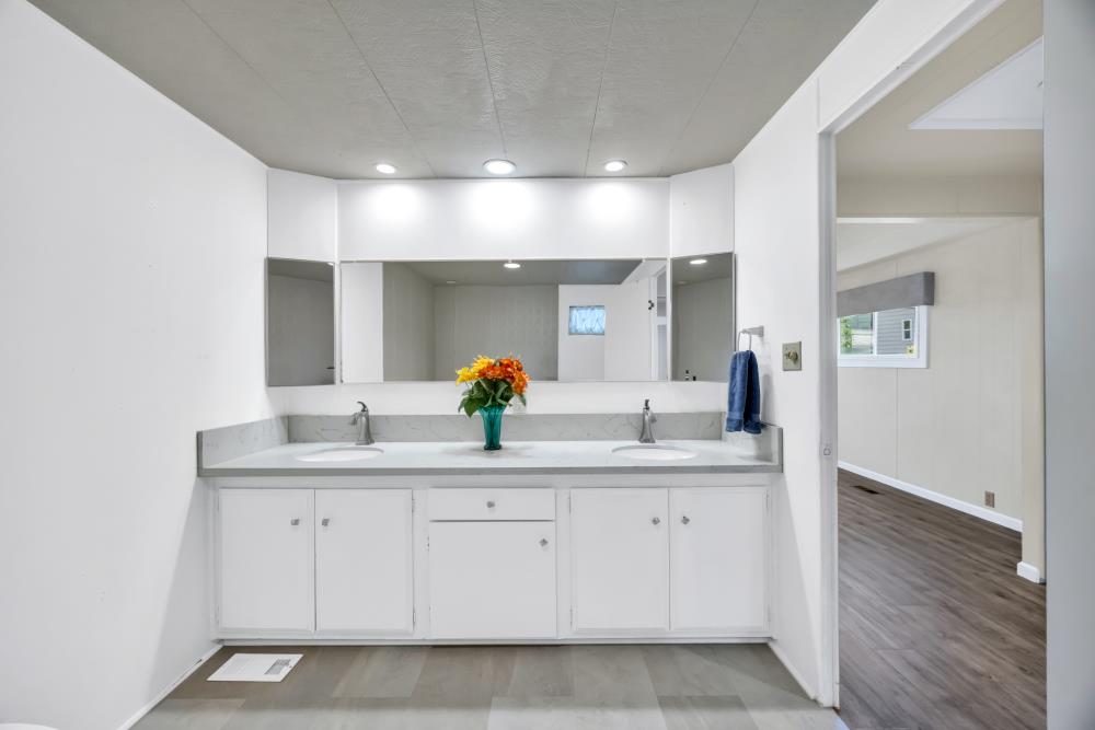 Detail Gallery Image 24 of 75 For 269 Leafwood Way, Folsom,  CA 95630 - 2 Beds | 2 Baths