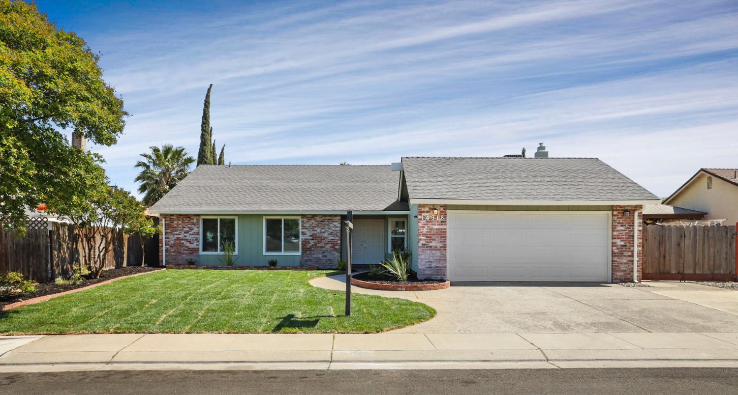 Detail Gallery Image 2 of 45 For 14616 Arapaho Way, Manteca,  CA 95336 - 3 Beds | 2 Baths