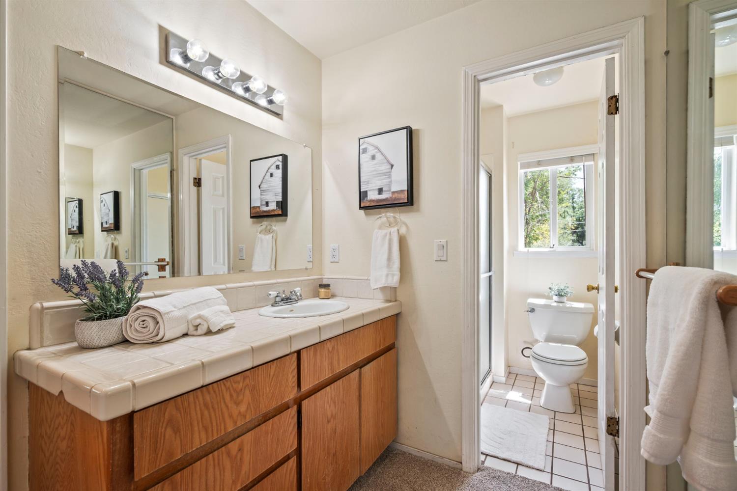 Detail Gallery Image 25 of 55 For 7402 West Ln, Granite Bay,  CA 95746 - 4 Beds | 3 Baths