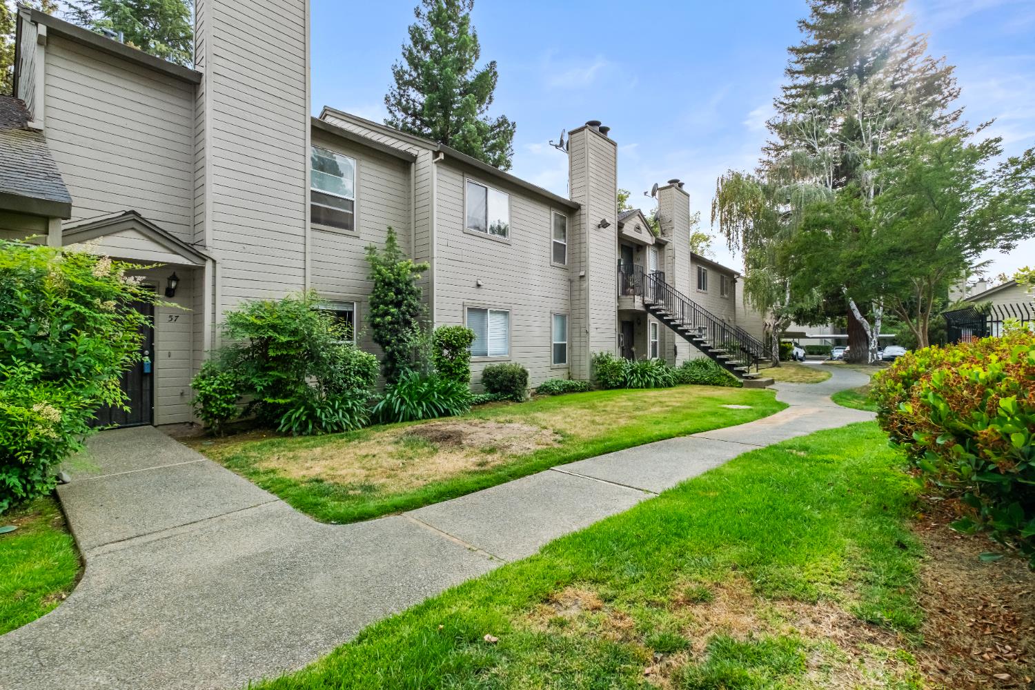 Detail Gallery Image 27 of 36 For 9145 Newhall Dr #57,  Sacramento,  CA 95826 - 2 Beds | 1/1 Baths