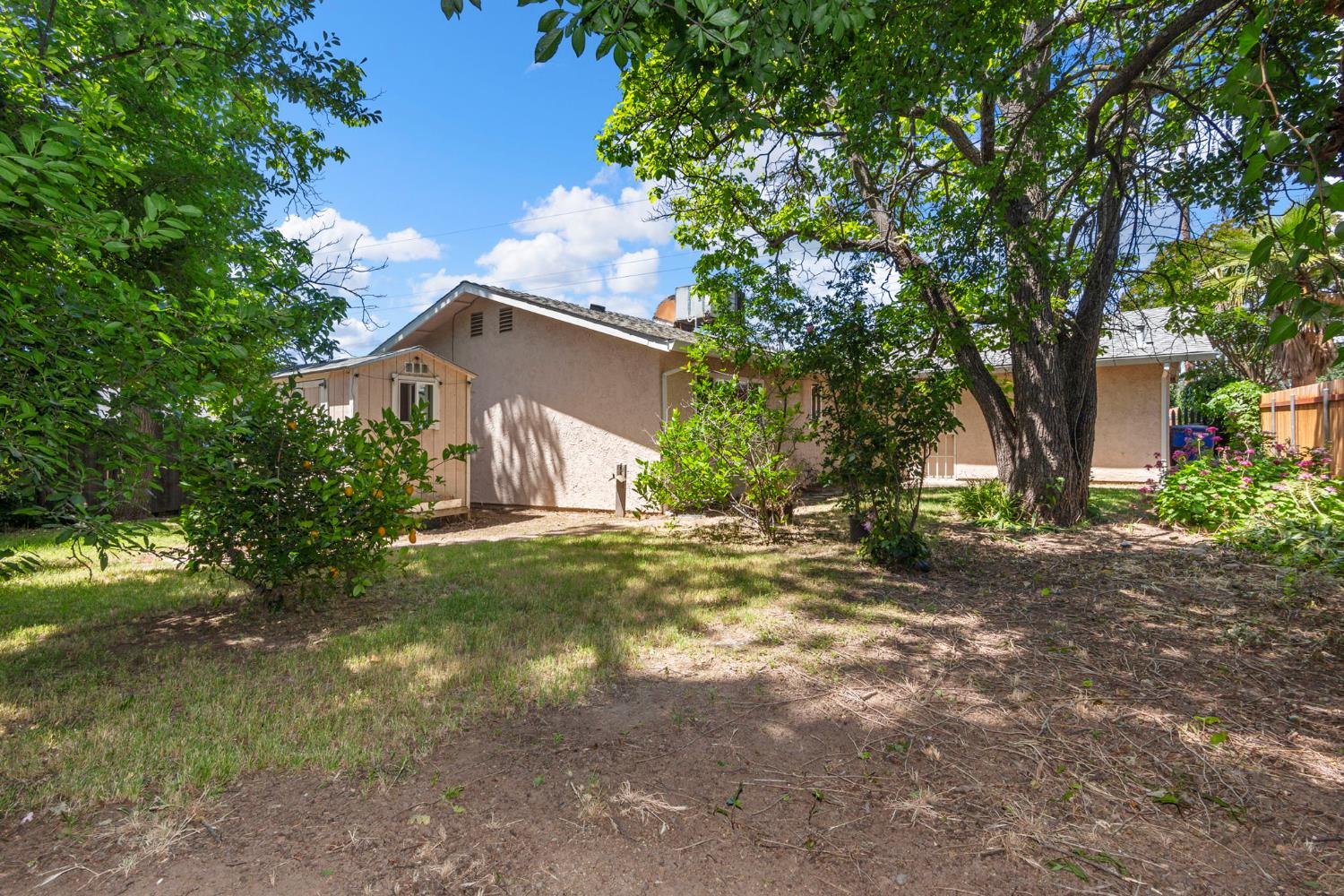 Detail Gallery Image 27 of 34 For 3170 Callecita St, Sacramento,  CA 95815 - 3 Beds | 2 Baths