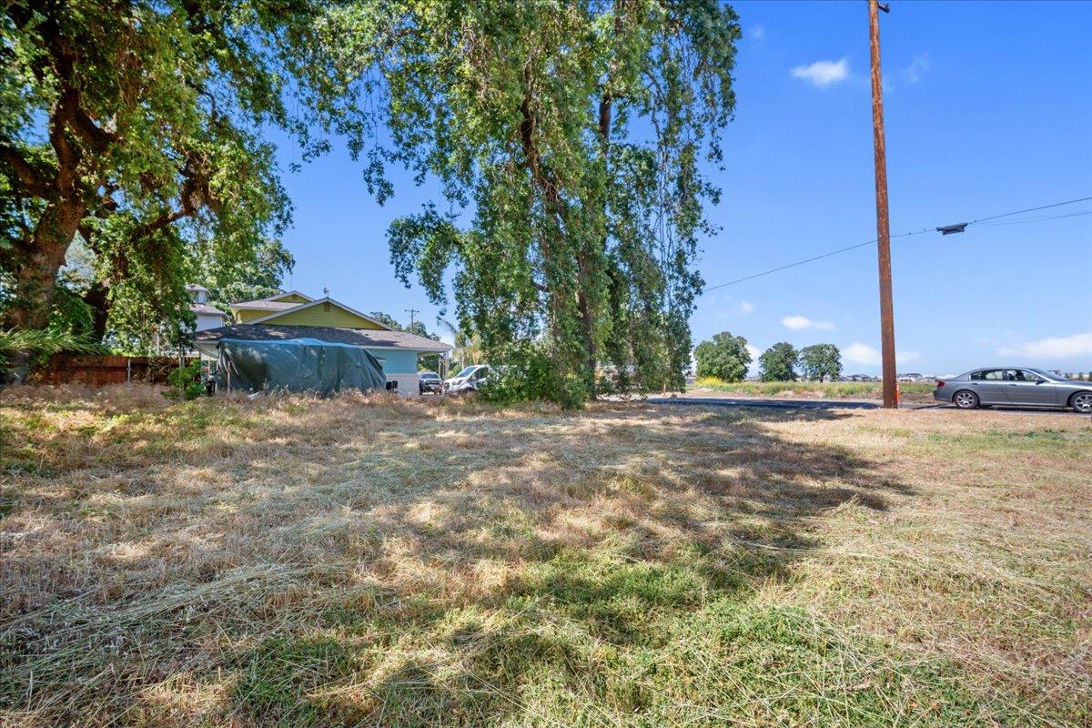 Detail Gallery Image 4 of 12 For 8166 Freeport Blvd, Sacramento,  CA 95832 - – Beds | – Baths