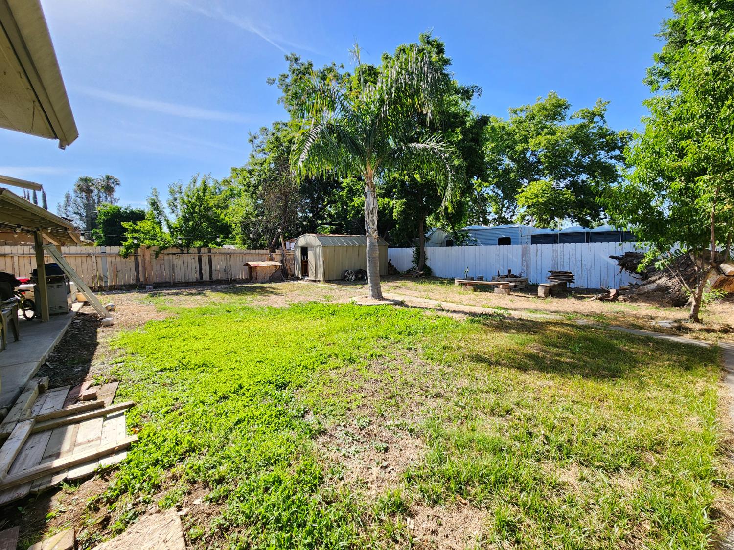 Detail Gallery Image 18 of 19 For 331 Eleanor Ave, Sacramento,  CA 95815 - 2 Beds | 1 Baths