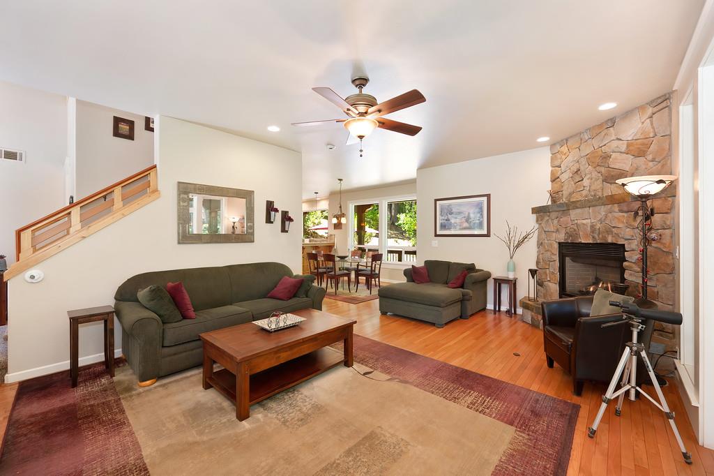 Detail Gallery Image 15 of 92 For 5321 Slalom Ln, Pollock Pines,  CA 95726 - 3 Beds | 2/1 Baths