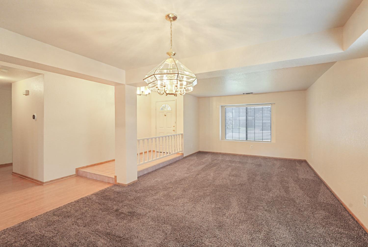 Detail Gallery Image 5 of 23 For 2833 Glasgow Dr, Ceres,  CA 95307 - 3 Beds | 2 Baths