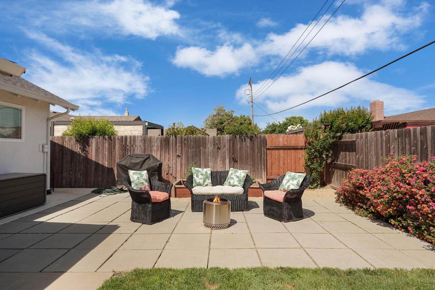 Detail Gallery Image 29 of 35 For 725 Maplewood Dr, Lodi,  CA 95242 - 3 Beds | 2 Baths