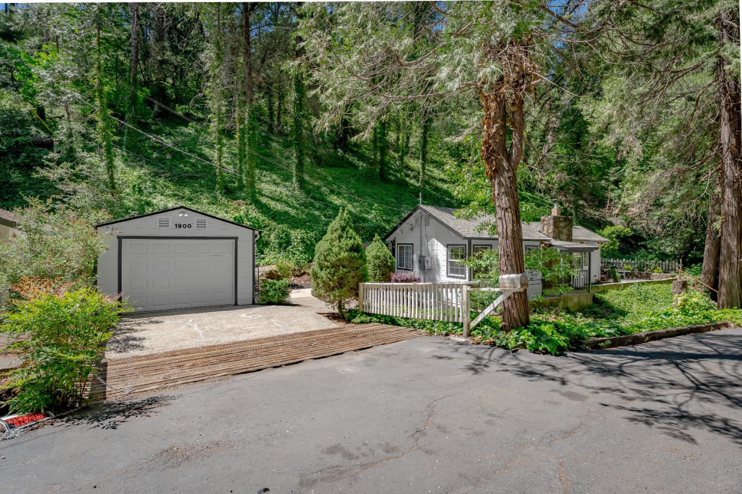 Smith Flat Road, Placerville, California image 3