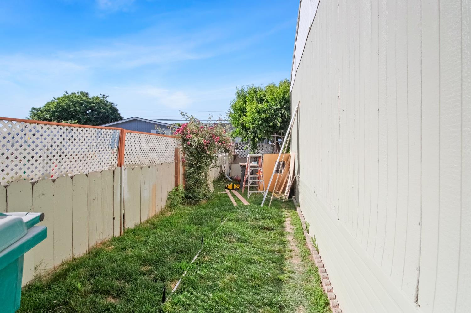 Detail Gallery Image 16 of 20 For 3939 Central Ave 60, Ceres,  CA 95307 - 3 Beds | 2 Baths