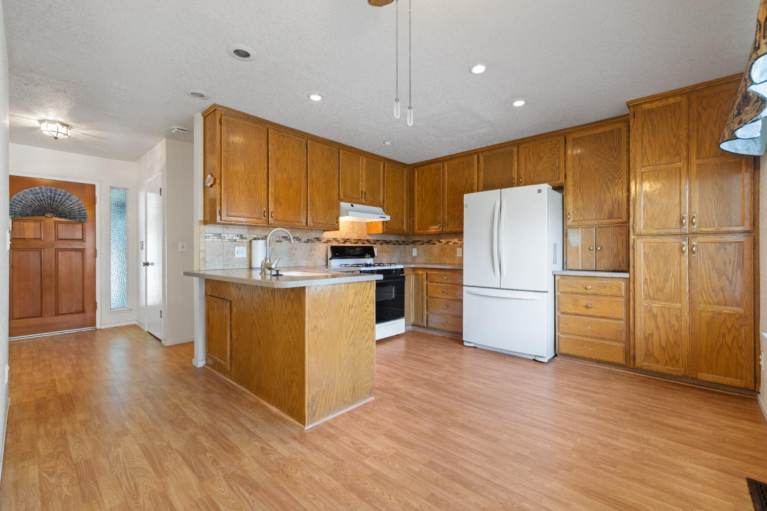 Detail Gallery Image 14 of 34 For 2613 Pescadero Pl, Modesto,  CA 95355 - 3 Beds | 2 Baths