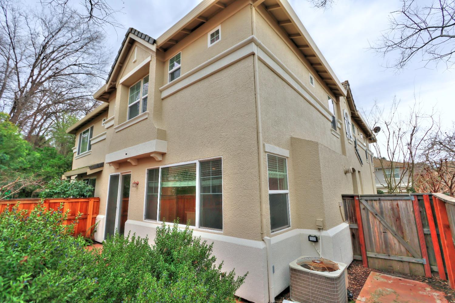 Photo #55: 225063611 Listing: Photo #55