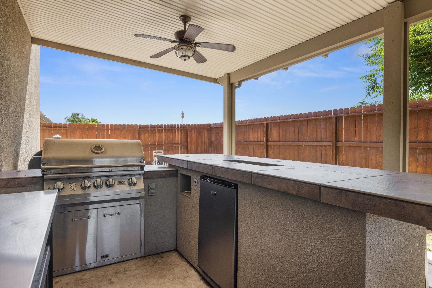 Detail Gallery Image 38 of 41 For 680 Sawtooth Ct, Manteca,  CA 95337 - 4 Beds | 3/1 Baths