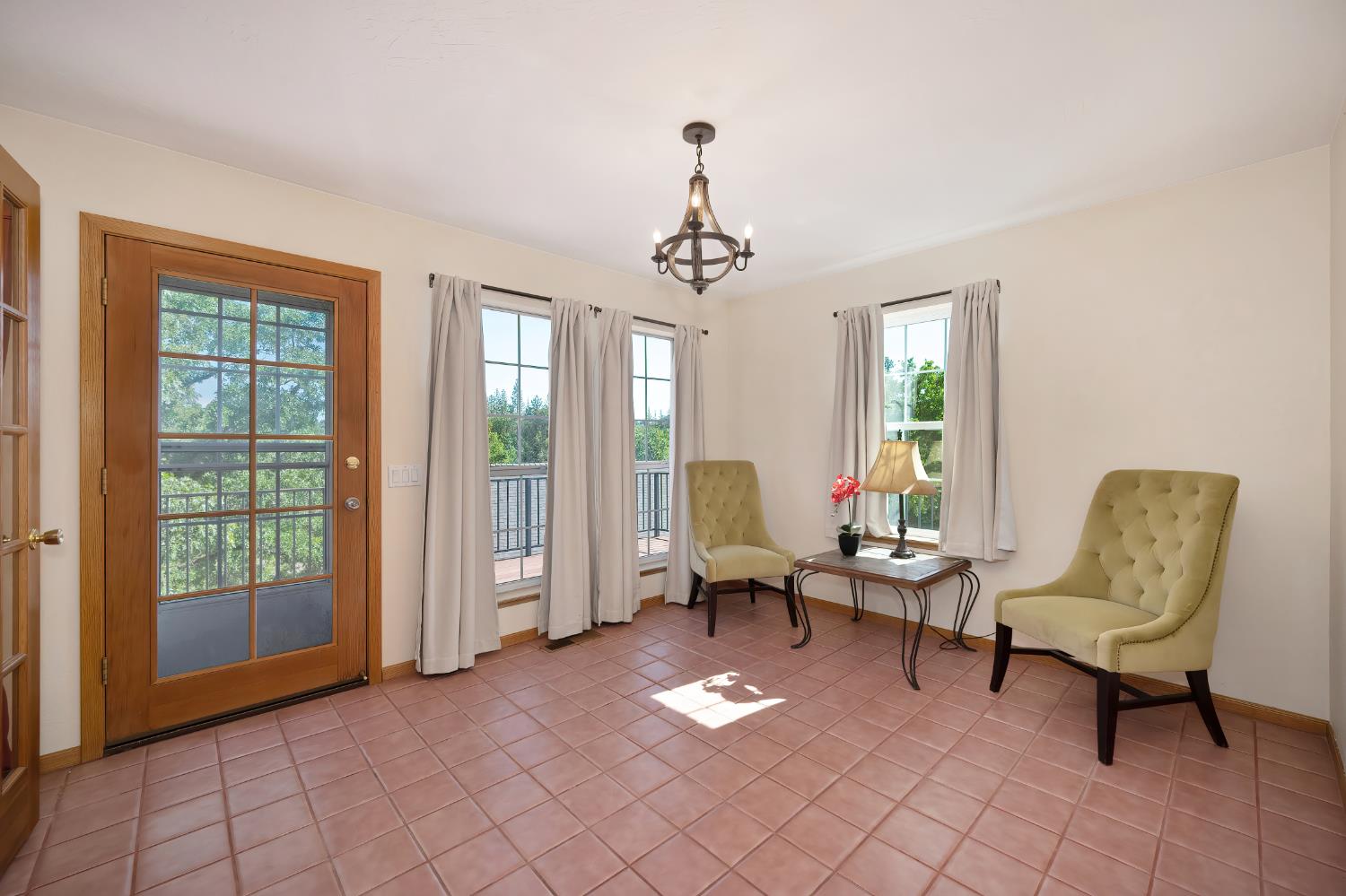Detail Gallery Image 34 of 67 For 2818 Silvercrest St, Placerville,  CA 95667 - 3 Beds | 2/1 Baths