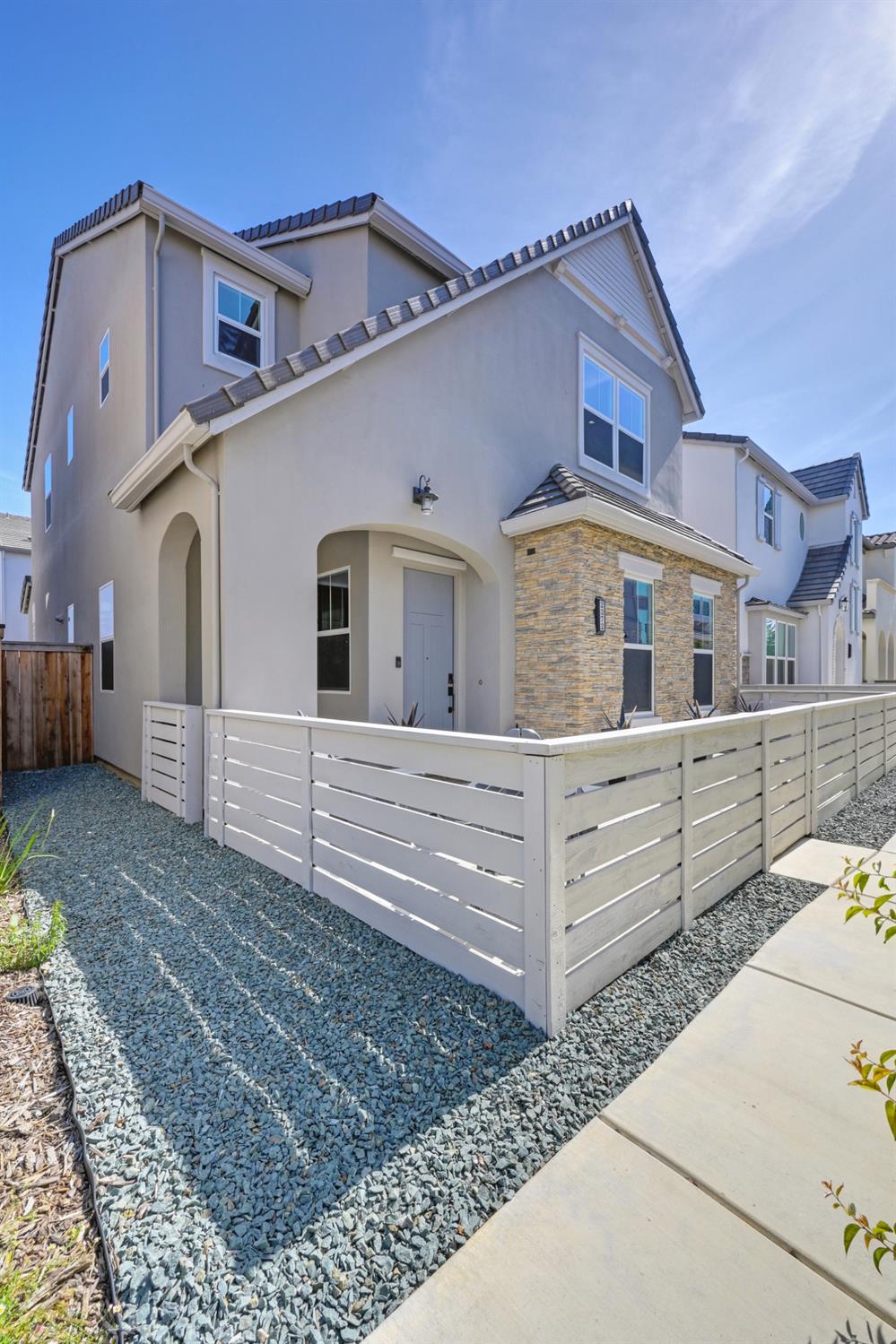 Detail Gallery Image 49 of 53 For 2372 Bastogne, Sacramento,  CA 95818 - 3 Beds | 2/1 Baths