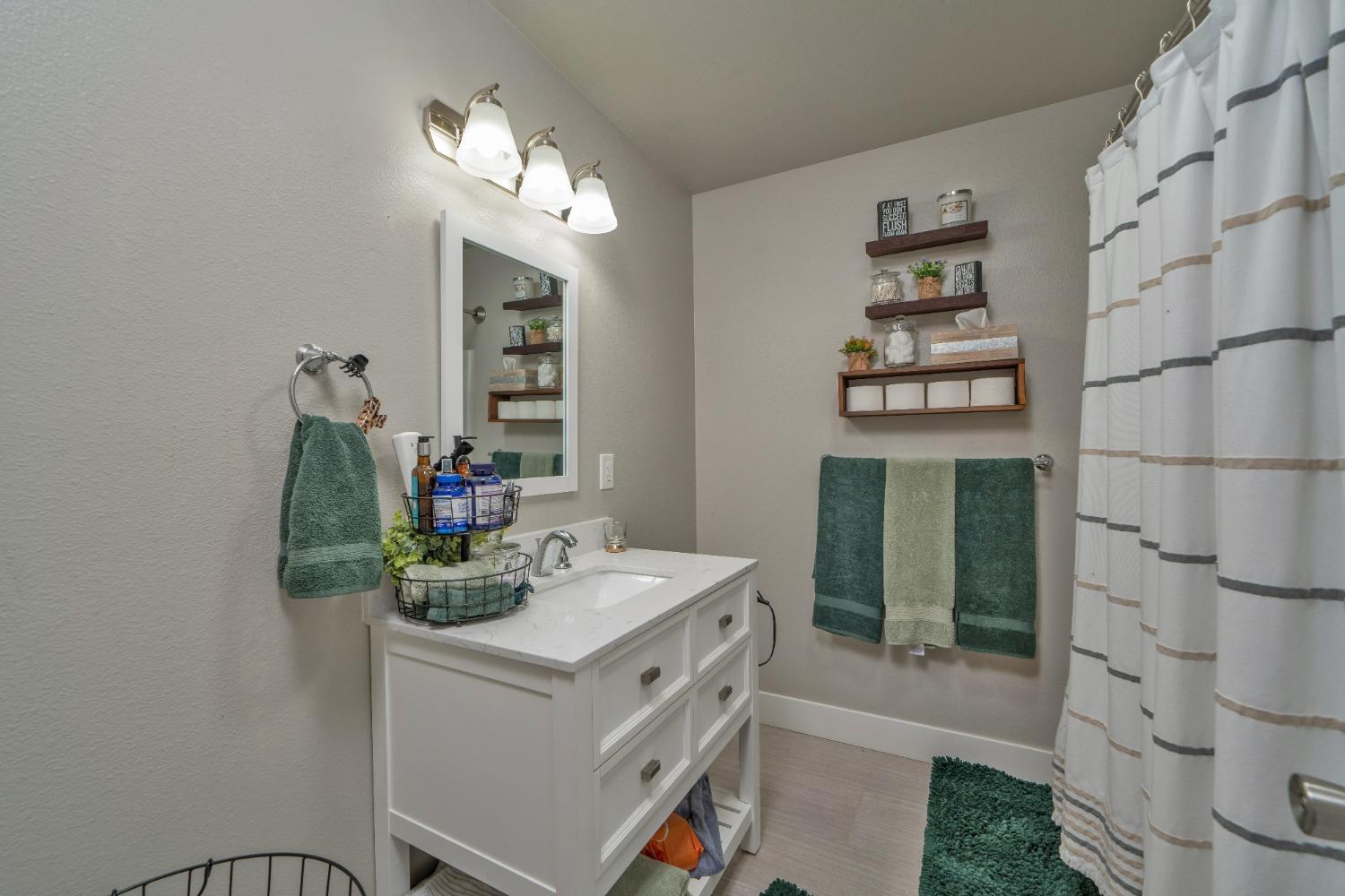 Detail Gallery Image 15 of 34 For 5781 Sly Park Rd, Pollock Pines,  CA 95726 - 2 Beds | 2 Baths