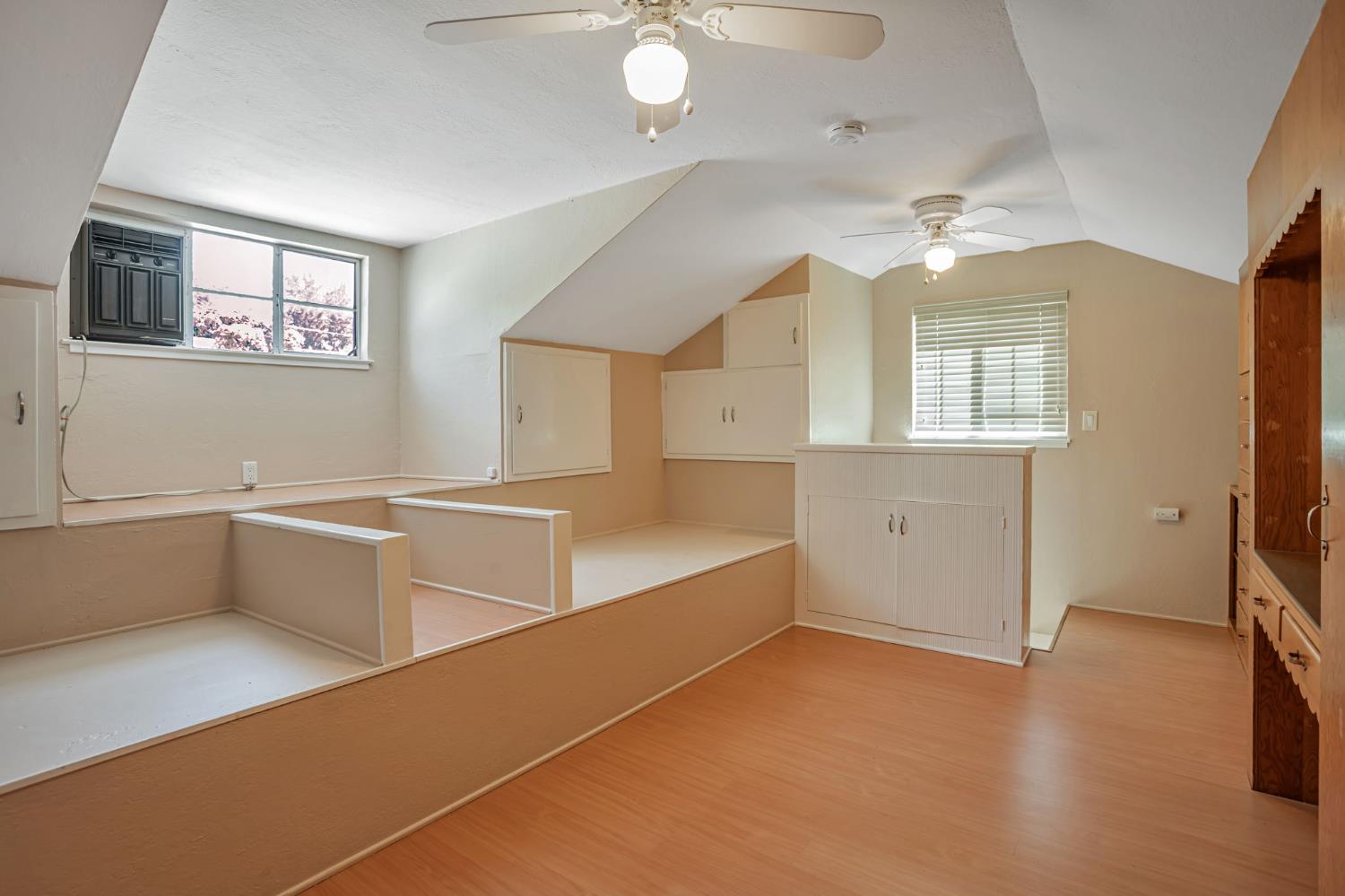 Detail Gallery Image 26 of 42 For 3005 La via Way, Sacramento,  CA 95825 - 4 Beds | 2 Baths